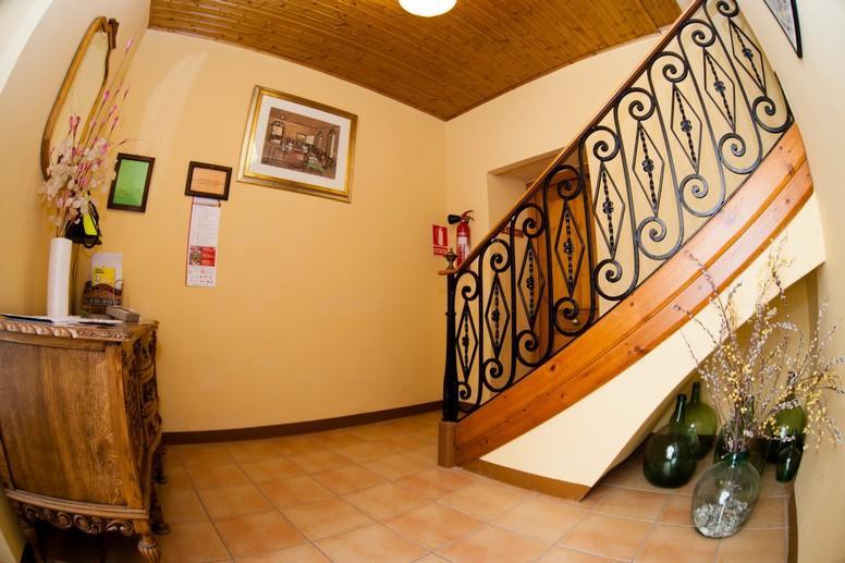Apartaments Falset Exterior foto